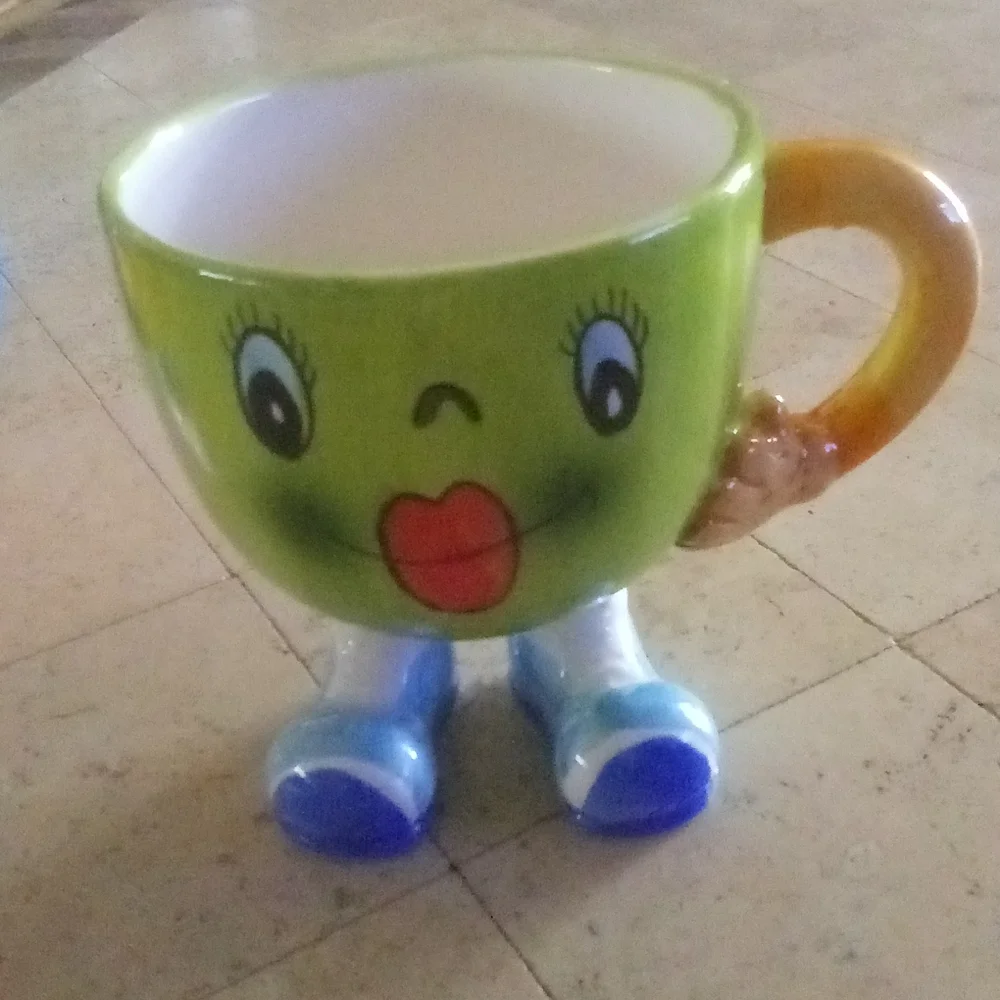 (SOLD )Coffee / Hot CoCo Cups - Picture 6 of 6